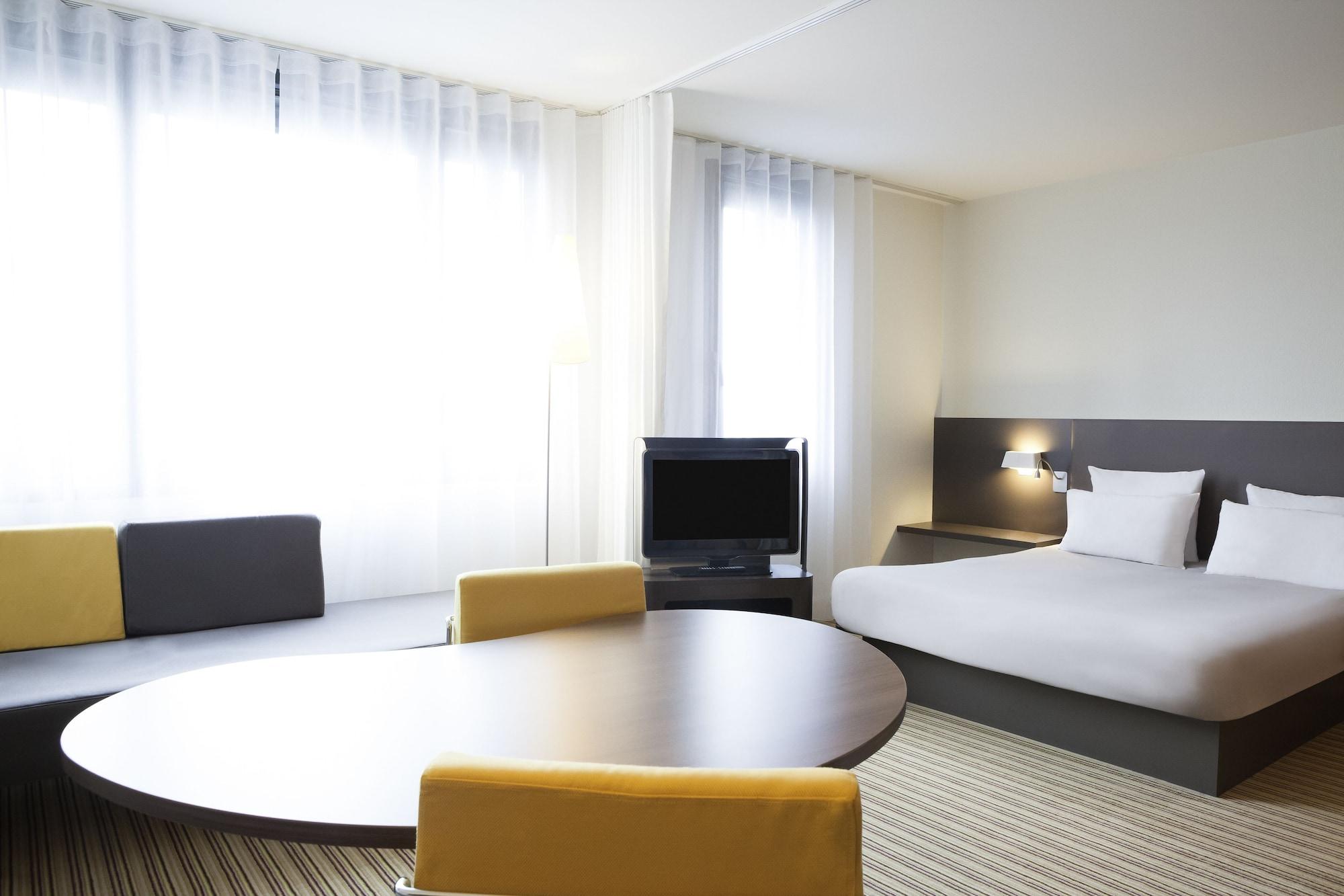 Novotel Suites Lille Europe Εξωτερικό φωτογραφία