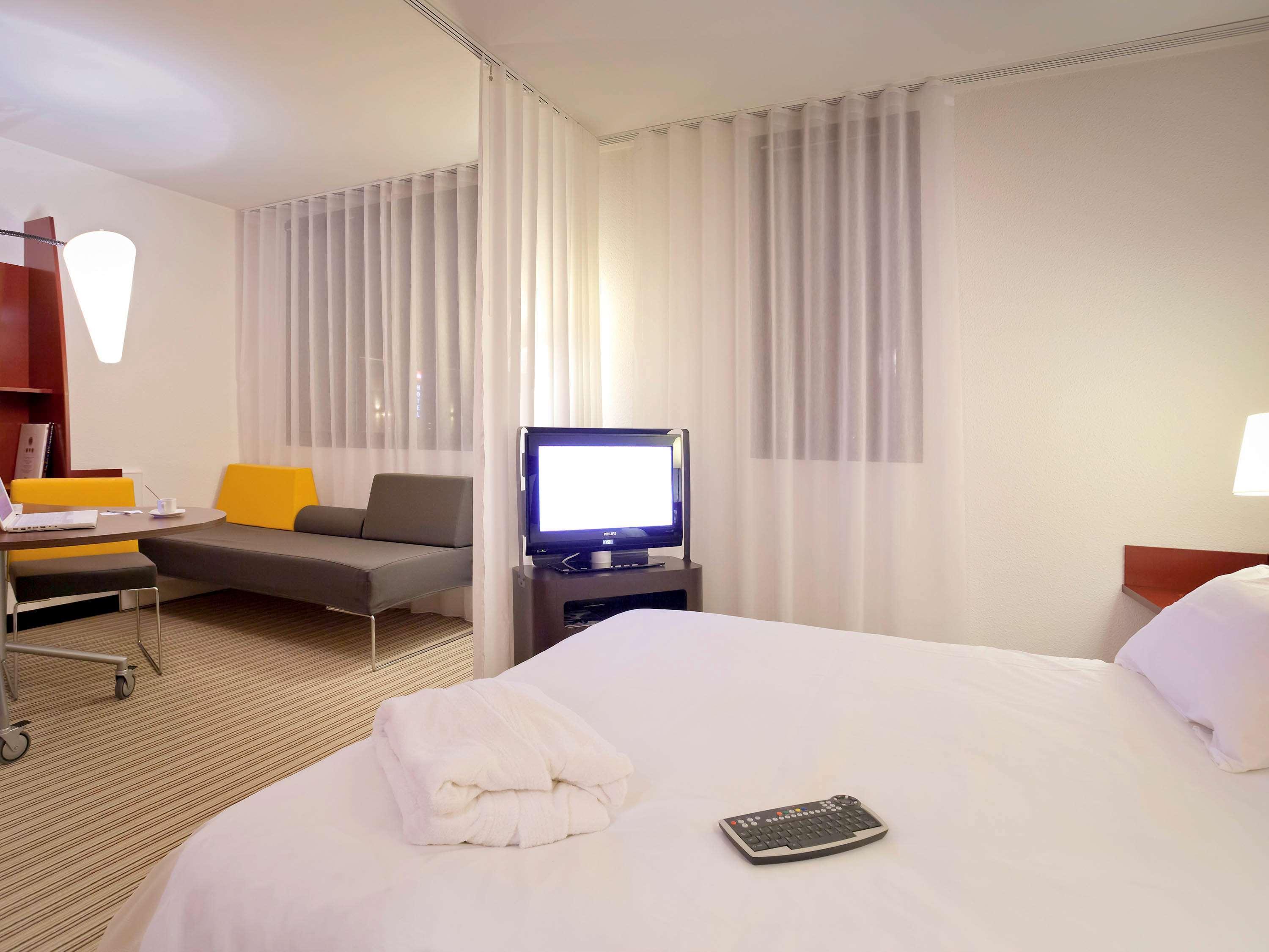 Novotel Suites Lille Europe Εξωτερικό φωτογραφία
