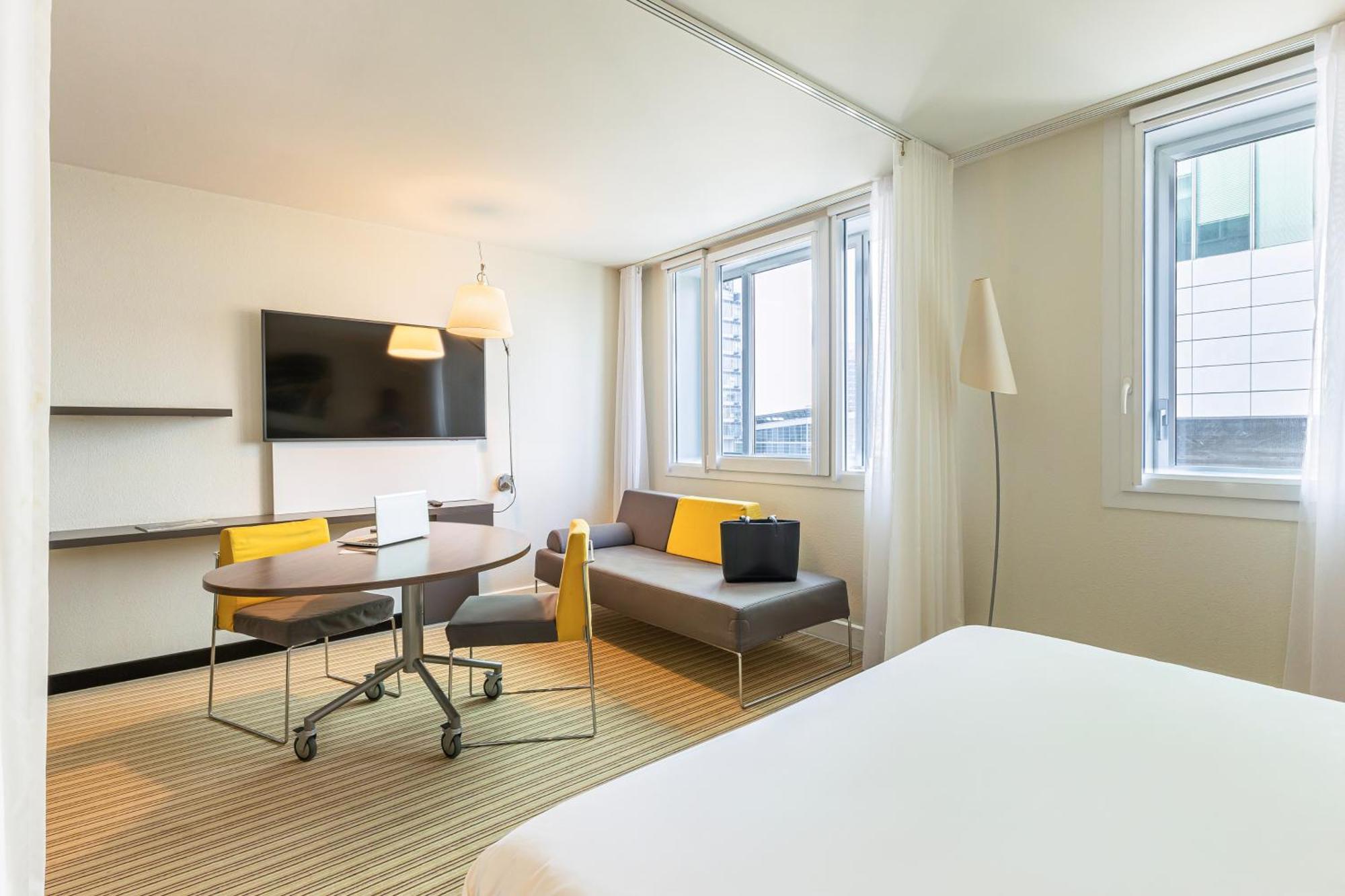 Novotel Suites Lille Europe Εξωτερικό φωτογραφία