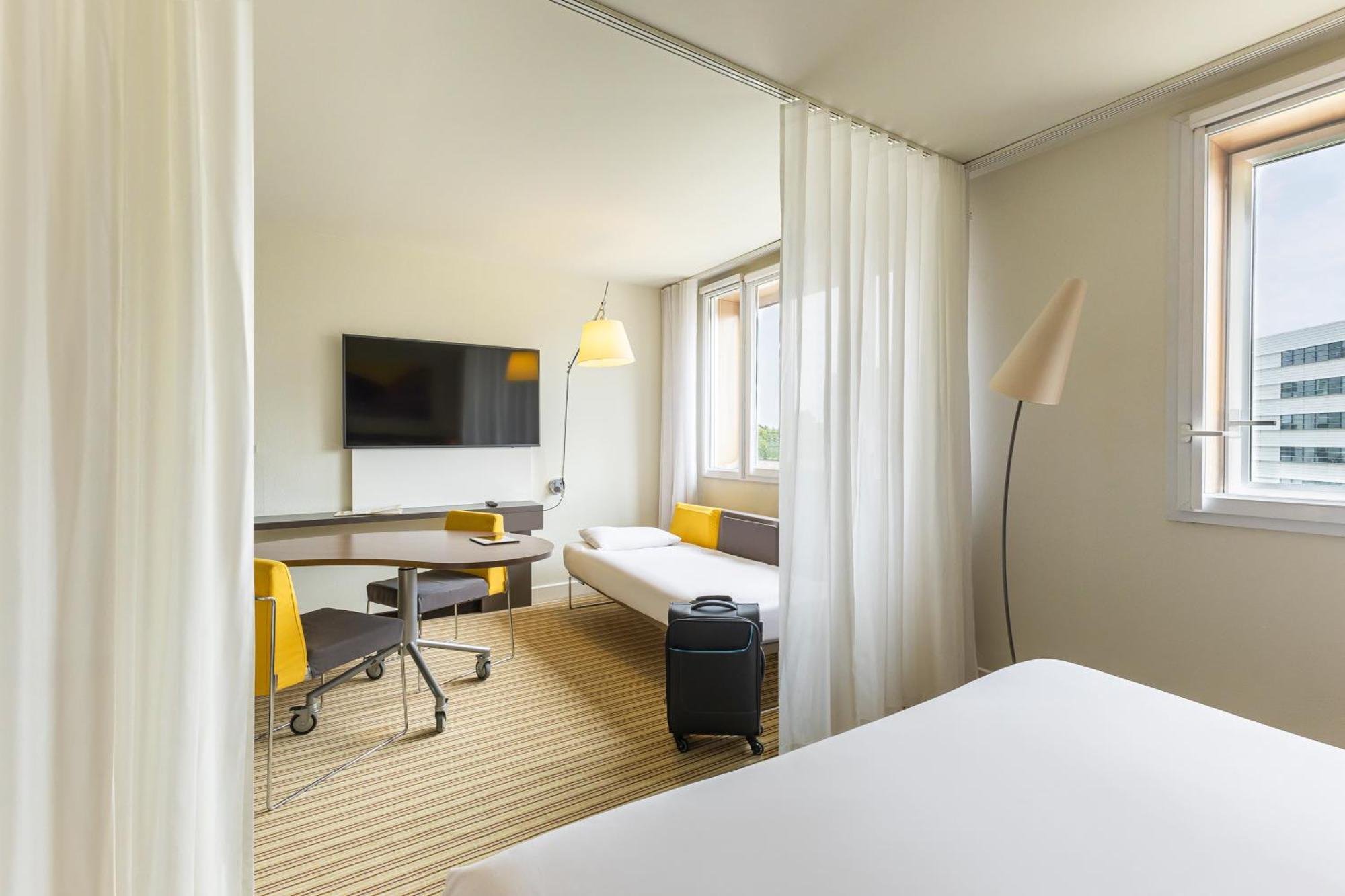 Novotel Suites Lille Europe Εξωτερικό φωτογραφία