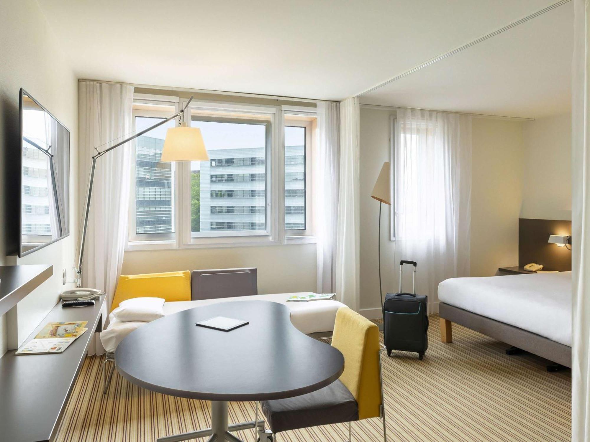 Novotel Suites Lille Europe Εξωτερικό φωτογραφία