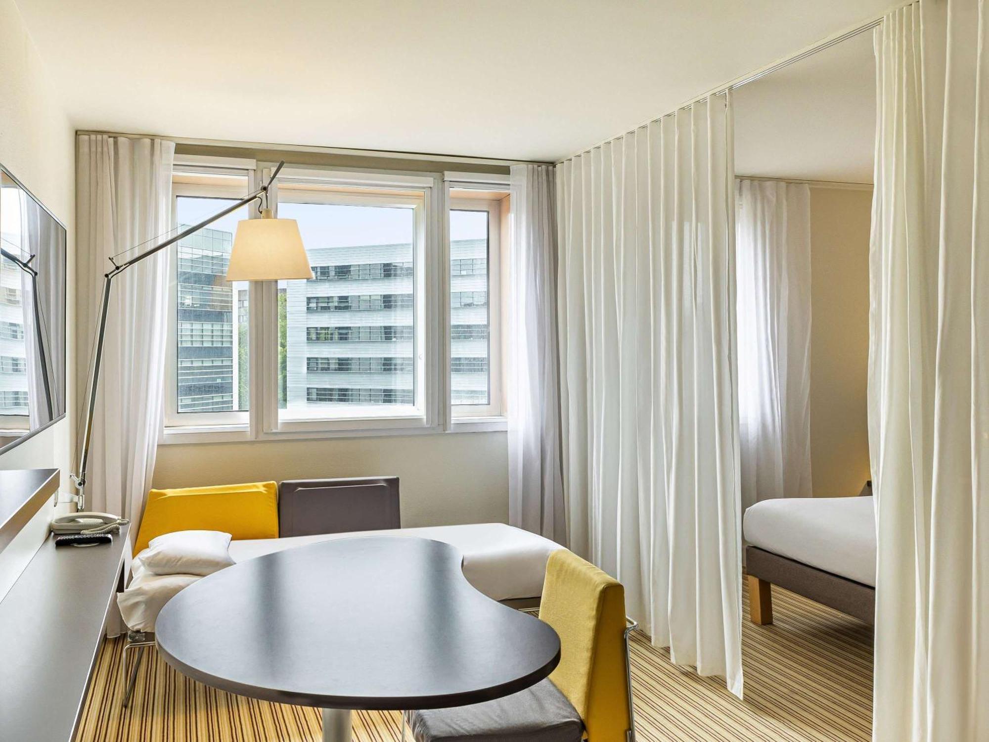 Novotel Suites Lille Europe Εξωτερικό φωτογραφία